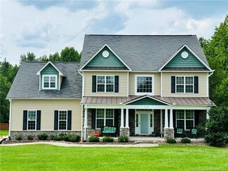 570 Booth Pond Rd, Raeford, NC 28376