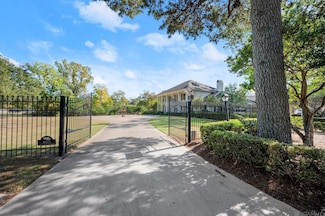 8012 Old Hammond Hwy, Baton Rouge, LA 70809