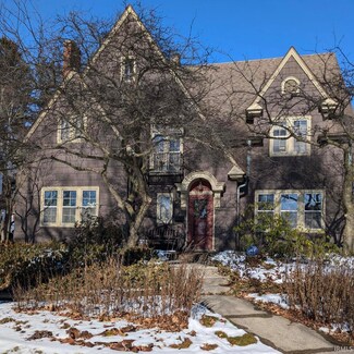 1202 Illsley Dr, Fort Wayne, IN 46807