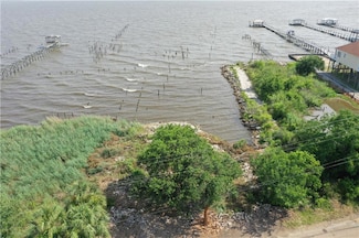 97 Lakeview Dr, Slidell, LA 70458