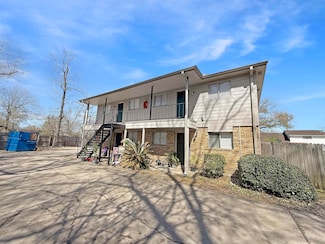 425 Pinchback Rd, Beaumont, TX 77707