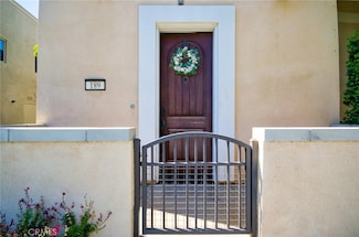 189 Follyhatch, Irvine, CA 92618