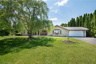 725 Remaley Rd, Bath, PA 18014