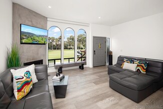 2326 La Costa Ave Unit A, Carlsbad, CA 92009
