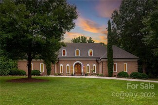 6815 N Baltusrol Ln, Charlotte, NC 28210