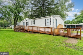 492 Capital Dr, York, PA 17406