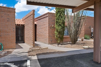 1759 W Dalehaven Cir, Tucson, AZ 85704