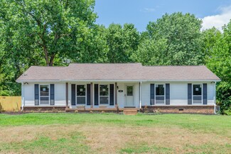 309 W Overhill Dr, Old Hickory, TN 37138