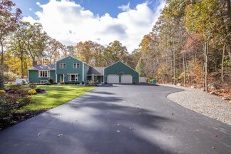 208 Massapoag Ave, North Easton, MA 02356