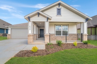 422 Rose Ave, Cleburne, TX 76033