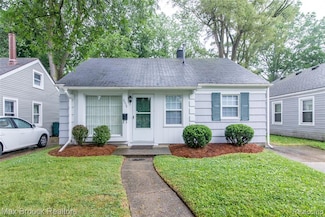 2038 Moorhouse St, Ferndale, MI 48220