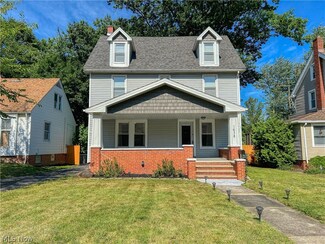 1638 S Taylor Rd, Cleveland Heights, OH 44118
