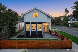 351 17th Ave E, Seattle, WA 98112