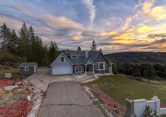 10246 Ranch Rd, Rough and Ready, CA 95975
