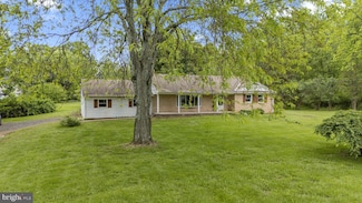 2375 Mill Hill Rd, Quakertown, PA 18951