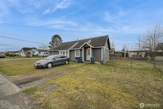 1002 W Anderson St, Elma, WA 98541