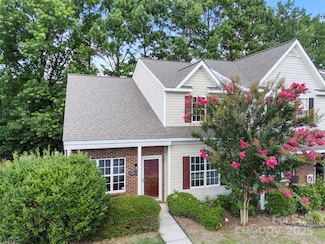 12914 Sickles Dr, Charlotte, NC 28273
