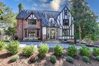 38 Ellis Rd, West Newton, MA 02465