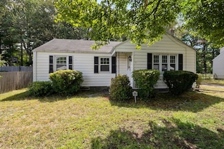 57 Jean Dr, Springfield, MA 01104