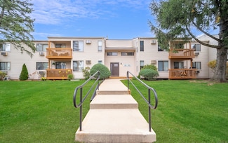 188 Woodland Dr, Cromwell, CT 06416