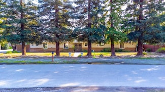 41188 Pomegranate Ct, Madera, CA 93636