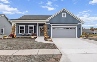 6011 Diamond View E, Midland, MI 48642