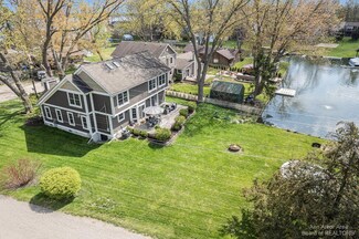 10095 John R St, Whitmore Lake, MI 48189