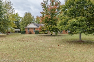 17643 Potts Rd, Charleston, AR 72933