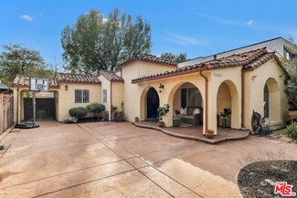 11242 Kling St, North Hollywood, CA 91602