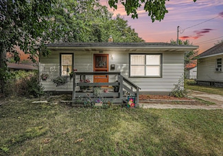 2620 Charlesgate Ave SW, Wyoming, MI 49509