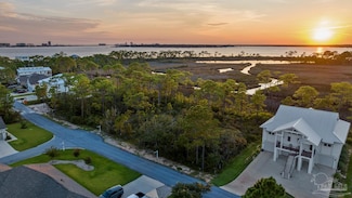 5314 N Shore Rd, Pensacola, FL 32507