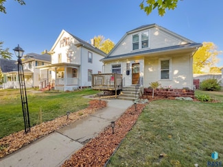 805 S Spring Ave, Sioux Falls, SD 57104