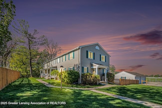 1626 Peppertree Ln Unit 13, Lansing, MI 48912