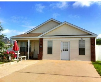 2916 Buckeye Ave, Springdale, AR 72762