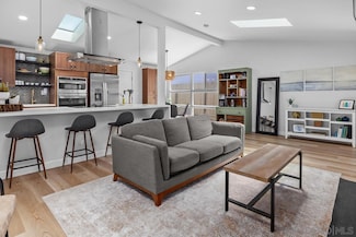 9542 Larrabee Ave, San Diego, CA 92123