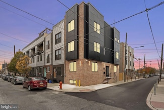 2619 Cedar St, Philadelphia, PA 19125