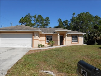 501 E 10th St, Lehigh Acres, FL 33972