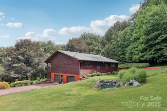 457 Shady Ridge Rd, Waynesville, NC 28785