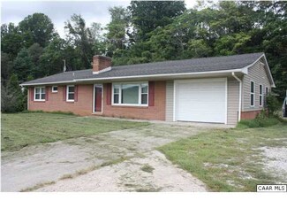 1817 Rockfish Valley Hwy, Nellysford, VA 22958