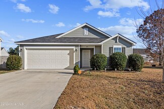 309 Adobe Ln, Jacksonville, NC 28546