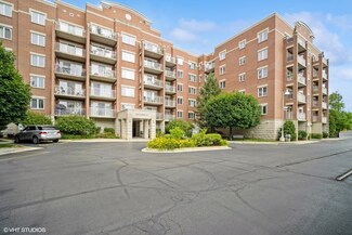 6560 W Diversey Ave Unit 605D, Chicago, IL 60707