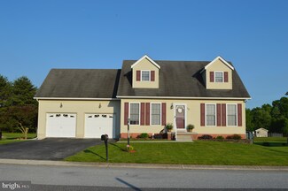 12 Ash Dr Unit 39, Littlestown, PA 17340