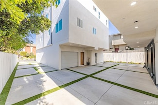 5251 Agnes Ave Unit 3, Los Angeles, CA 91607