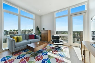420 W Broadway Unit 604, Boston, MA 02127