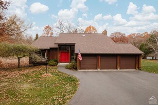 357 Pitts Rd, Old Chatham, NY 12136