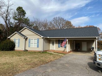 411 E Victor Hill Rd, Duncan, SC 29334