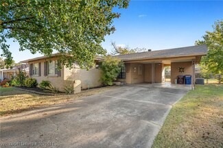 2905 S 36th St, Fort Smith, AR 72903