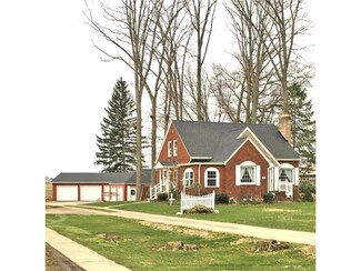 17087 Old Lincoln Way, Dalton, OH 44618