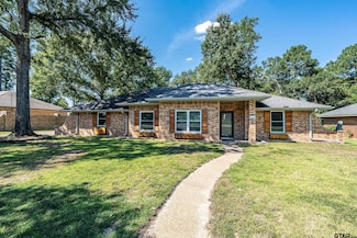 19250 Pinedale Cir, Flint, TX 75762