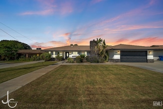 5900 E Brundage Ln, Bakersfield, CA 93307